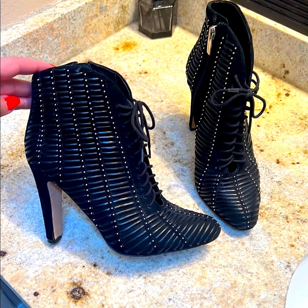 Vince Camuto Megara Leather Studded Ankle Booties 8